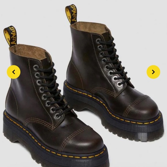 DR MARTEN - NEW - Picture 2 of 6